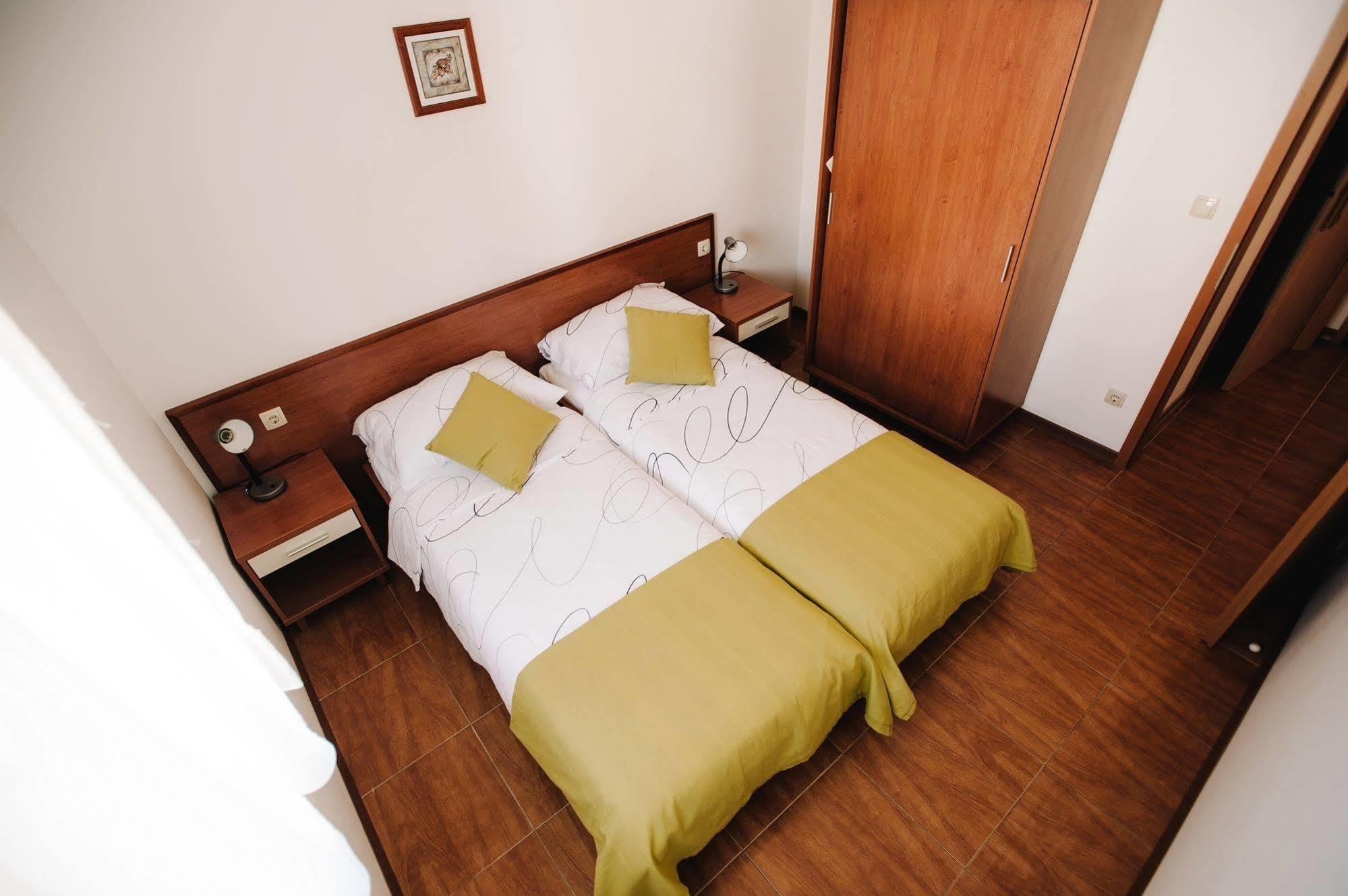 Villa Malo More Arbanija Extérieur photo